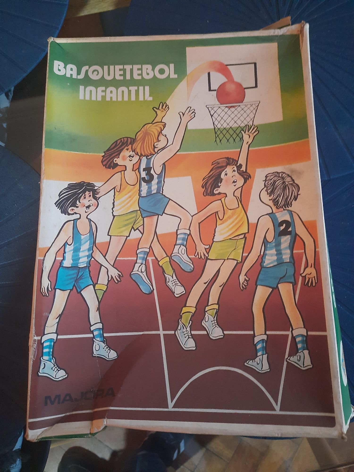 Jogo basquetebol  infantil