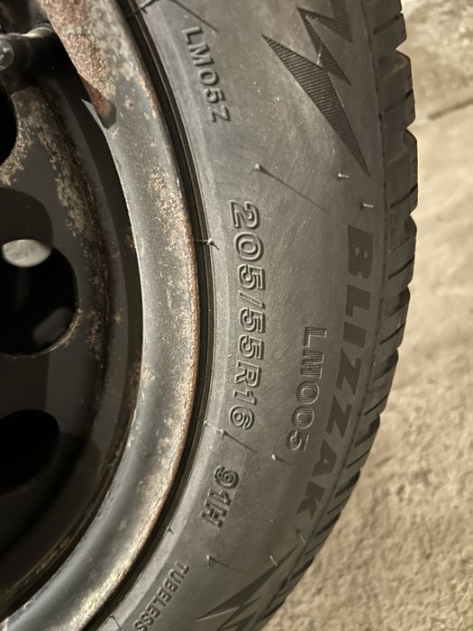 Гарні шини як нові з німеччини!!!