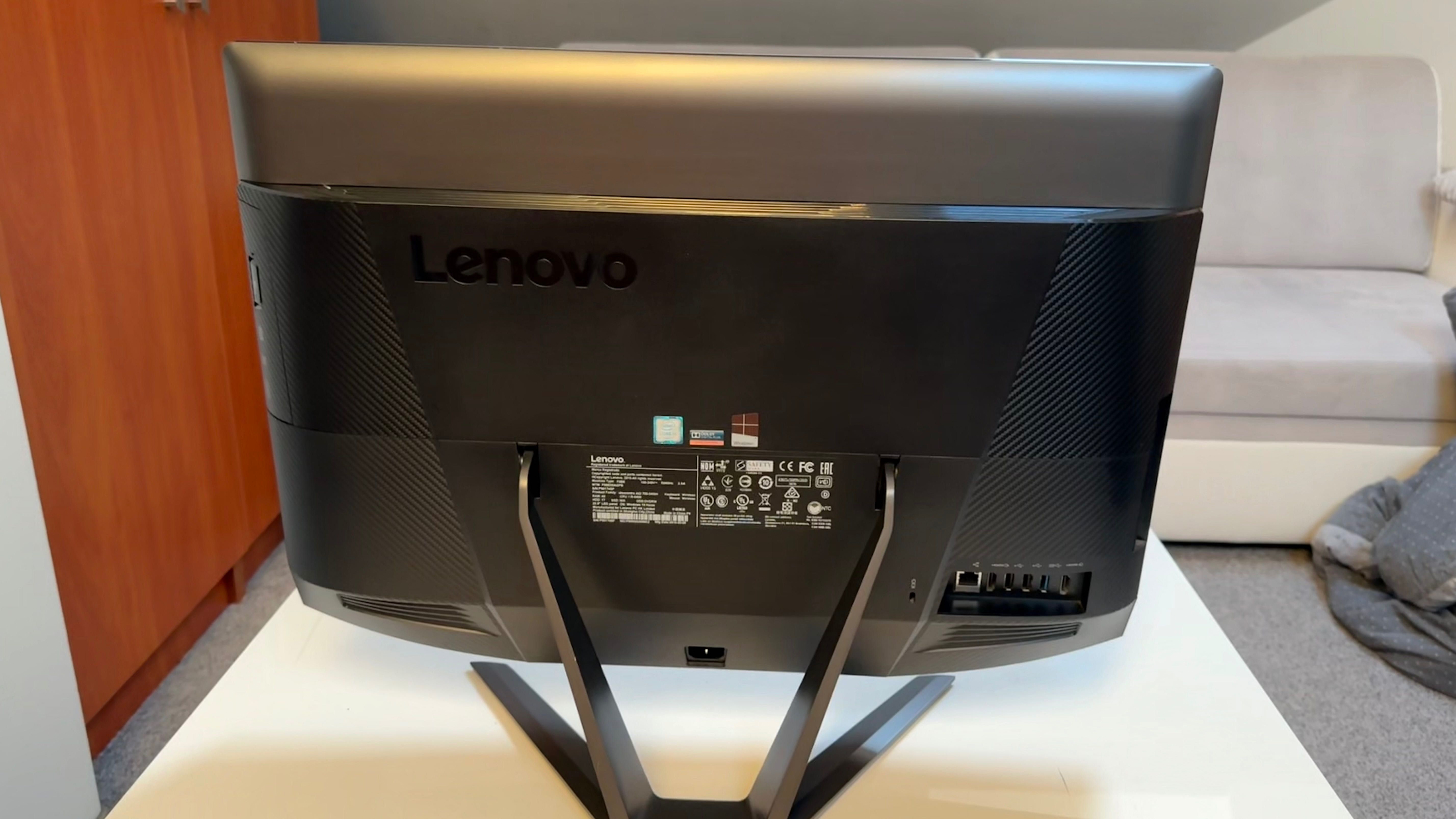 Lenovo Ideacentre All in one AIO 700-24ISH Intel i5 6400