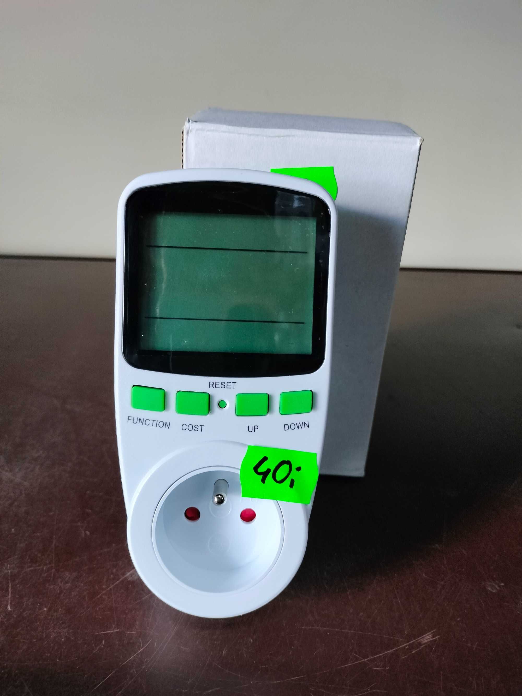 Programator czasowy wyłącznik cyfrowy TIMER do gniazda 230V