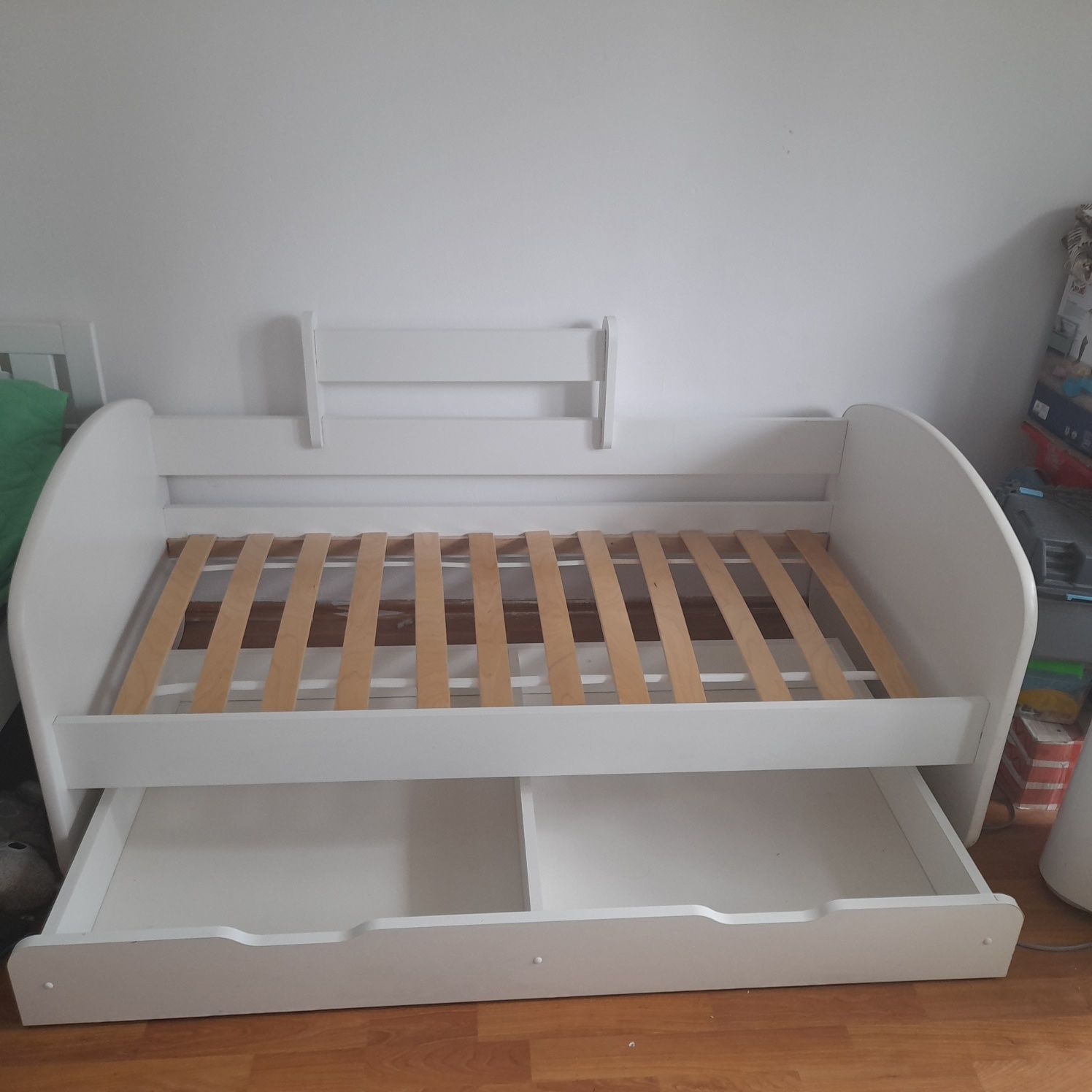 Łóżeczko dziecięce +materac 140x70