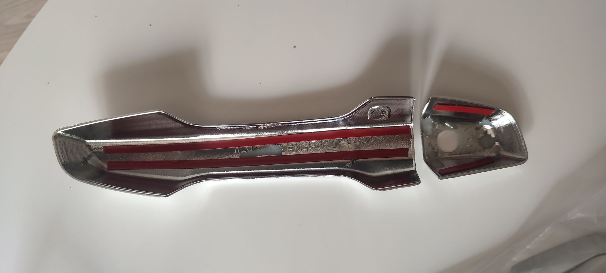 Honda CR-V. Chrom na klamki.