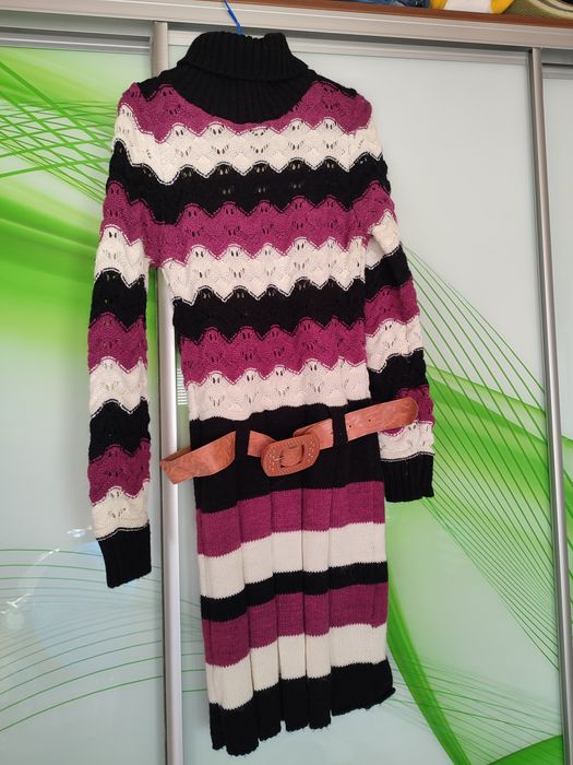 Шерстяное платье