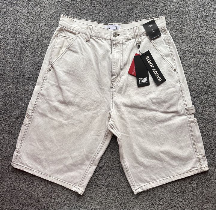 męskie szorty marki FSBN (Backy Jorts), rozmiar L. Produkt nowy,