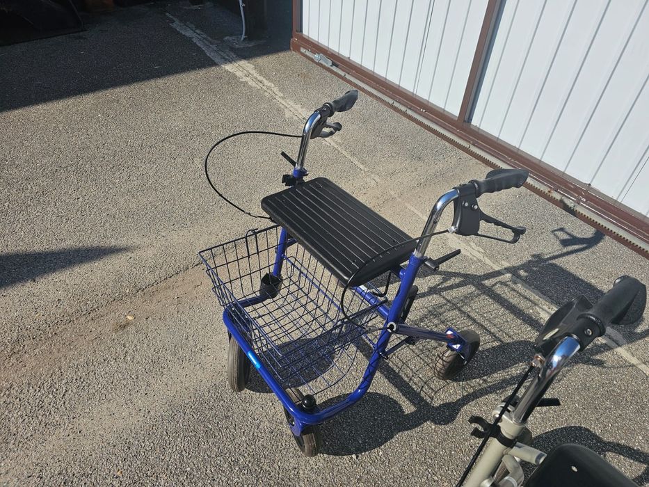 Balkonik chodzik dla osób starszych