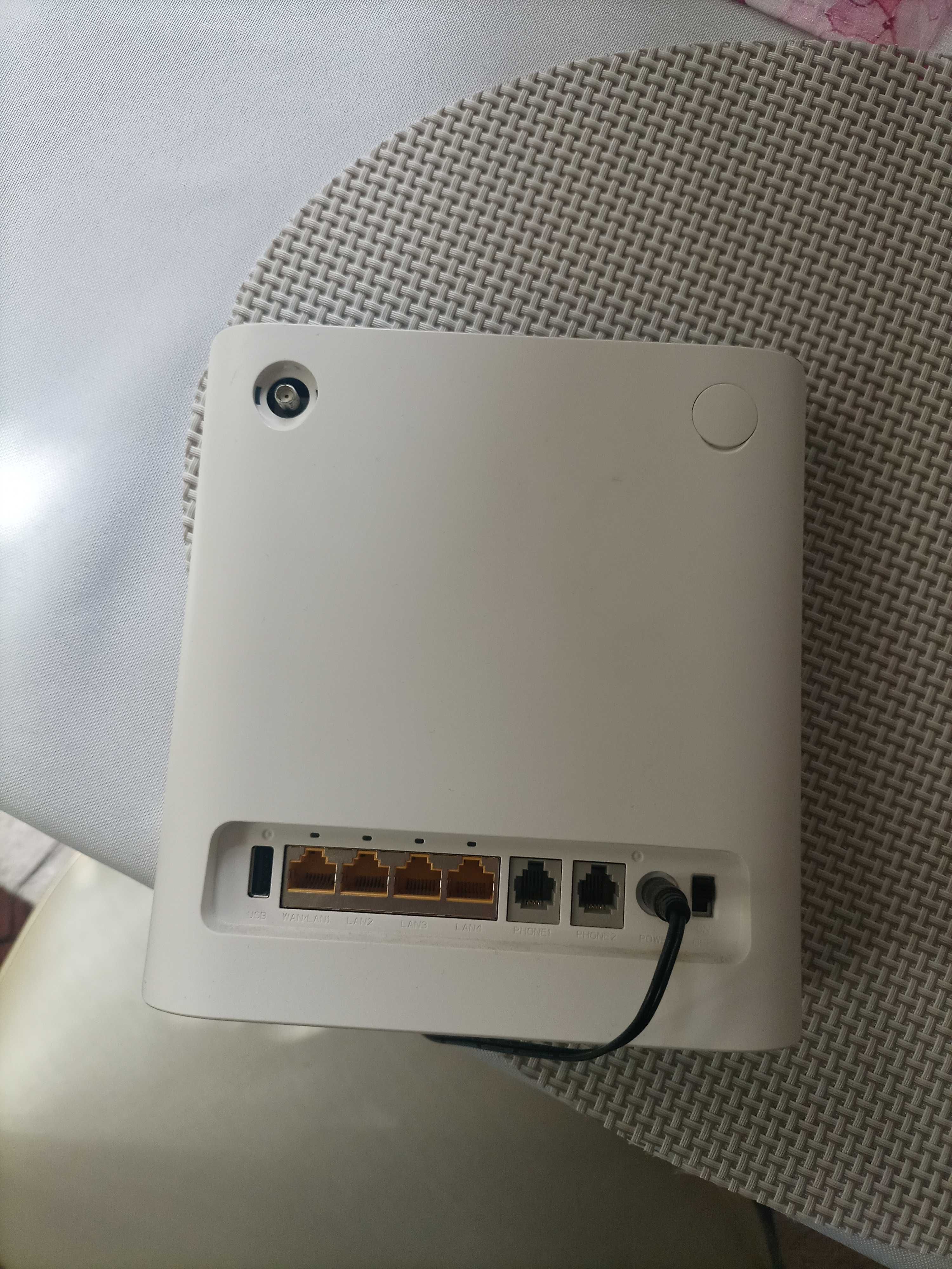 Router  ZTE MF286D