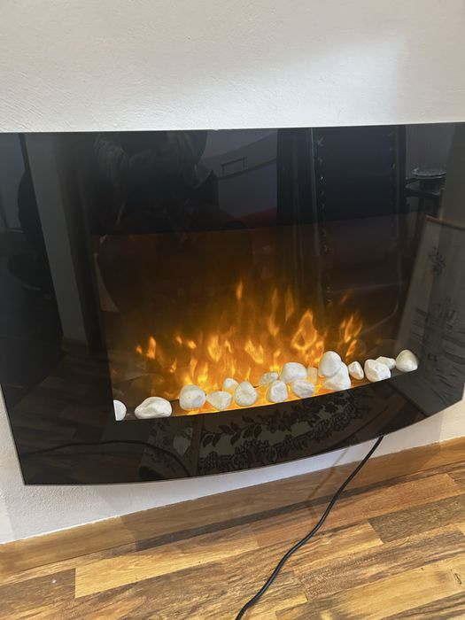 Grzejnik kominek elktr scienny