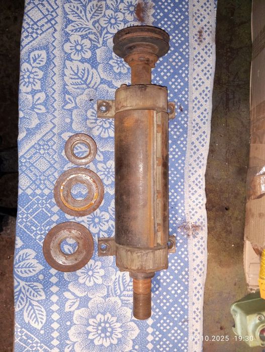 Вал для станка/циркулярки