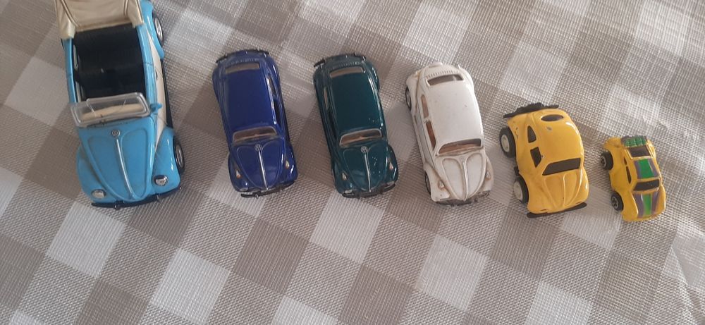 Miniaturas vw Carocha e Isqueiro carro F1