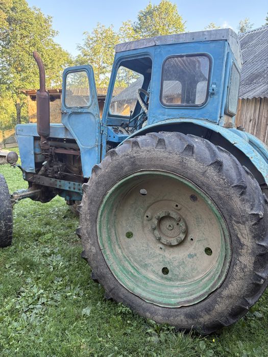 продається трактор т-40