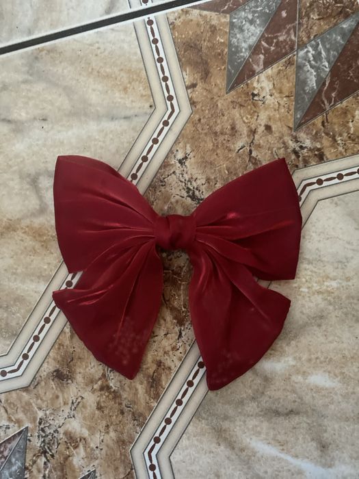 10 dużych kokardek spinek dla kobiety instagramowe z koralikami