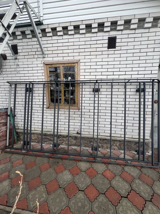 Продам багажник на кришу