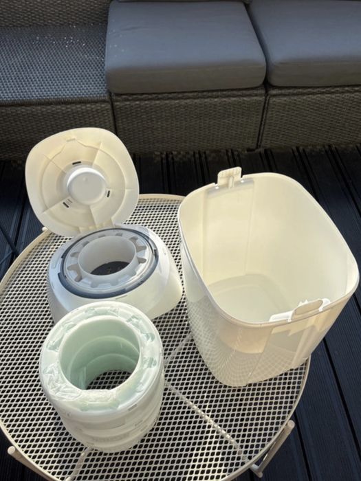 Nowe wklady do kosza na pieluchy Tommee Tippee + kosz Sangenic gratis