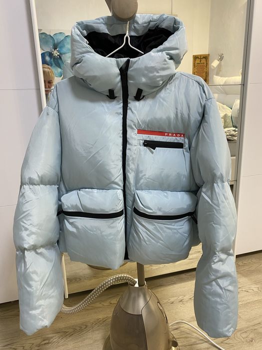 Пуховик жіночий,куртка жіноча Прада!