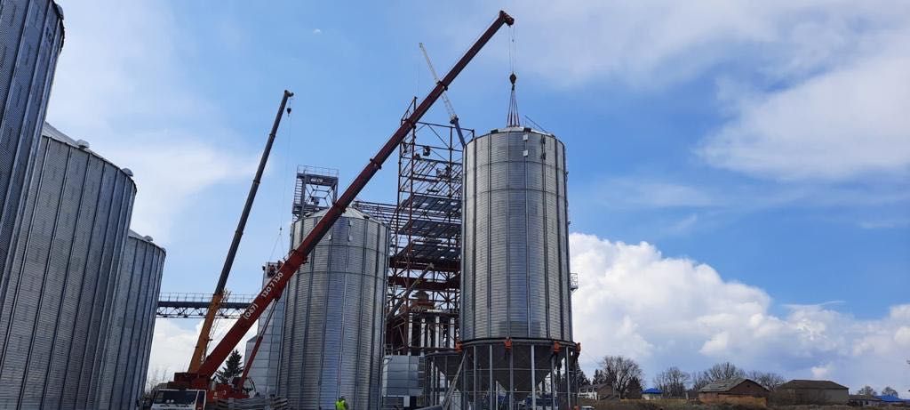 Послуги автокрана,(LIEBHERR, GROVE) , оренда автокран 80-130 тон