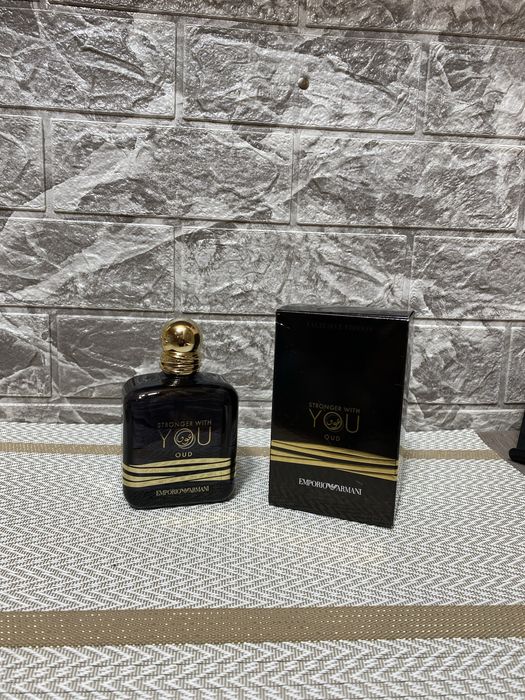 Emporio Armani Stronger With You Oud Giorgio Armani для чоловіків