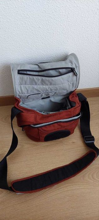Photography Case (Crumpler) – Rarely Used64284553533185121