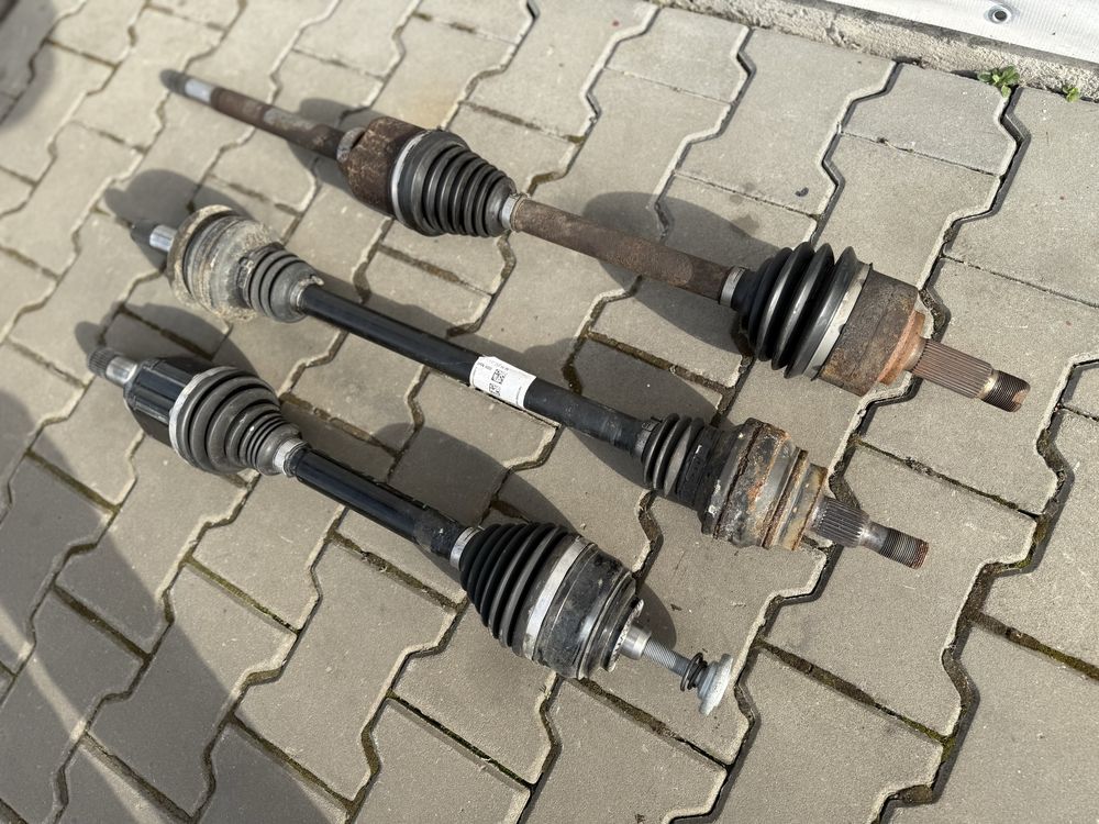 Полуось півісь шрус 4x4 1.6 2.2 2.0 Віто Вито Vito V-class EQV W447