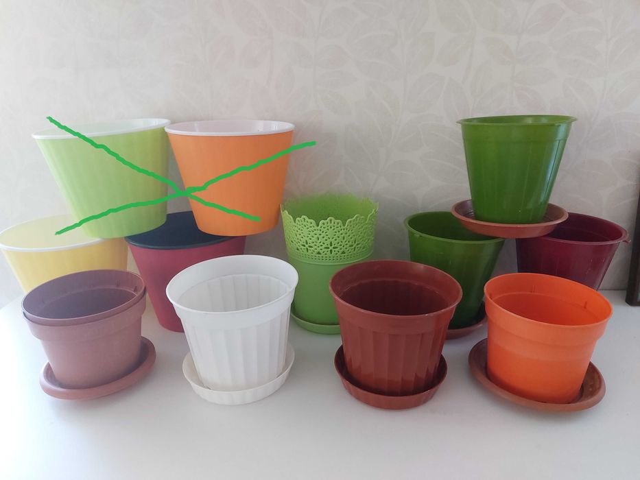 Вазон-горшок 12-16см пластмассовый с поддоном хор сост+подарок