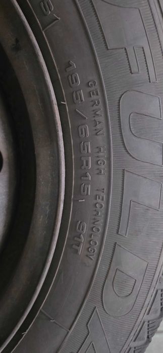 4 Felgi Stalowe z oponami zimowymi 195/65/R15 Fulda