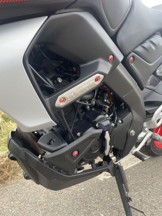 Motocykl Yamaha mt125