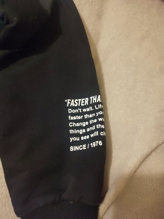 Дуже стильна чорна кофта для хлопчика  8р, 128см