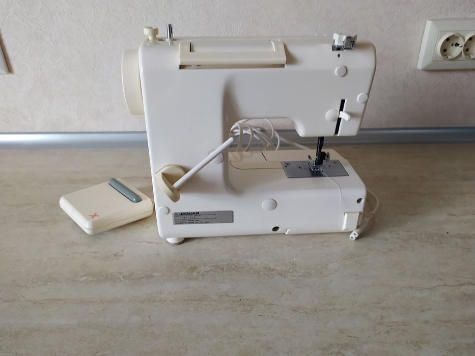 Электрическая машинка.ягуар.