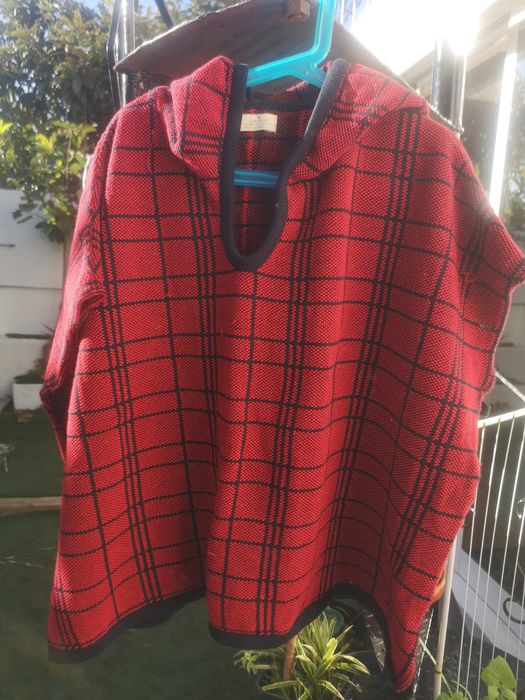 Capa de menina com capuz 7/10