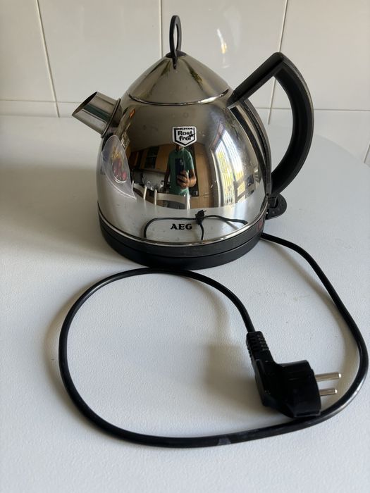 Chaleira AEG como nova