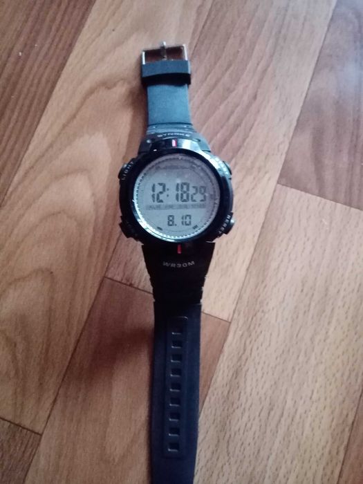 Продам часи єлектронні