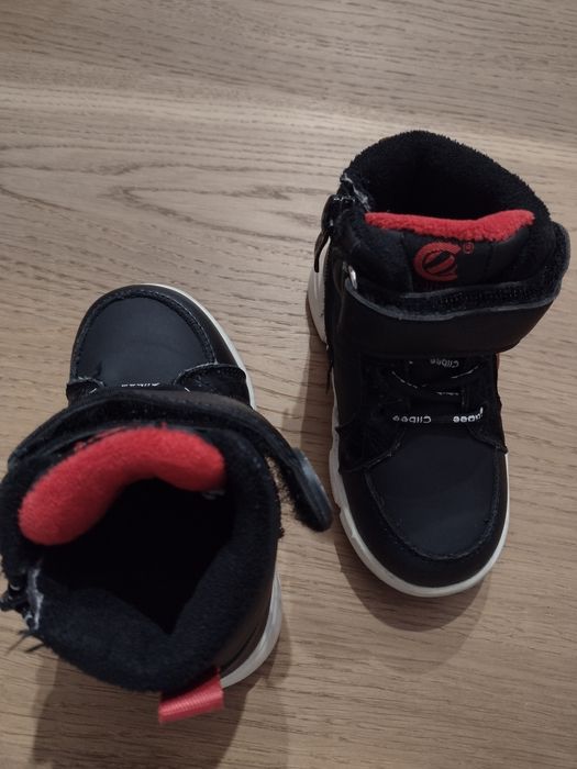 Buty zimowe ocieplane