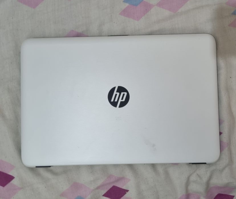 Portatil HP a trabalhar só a Bateria que não Carrega especificações na