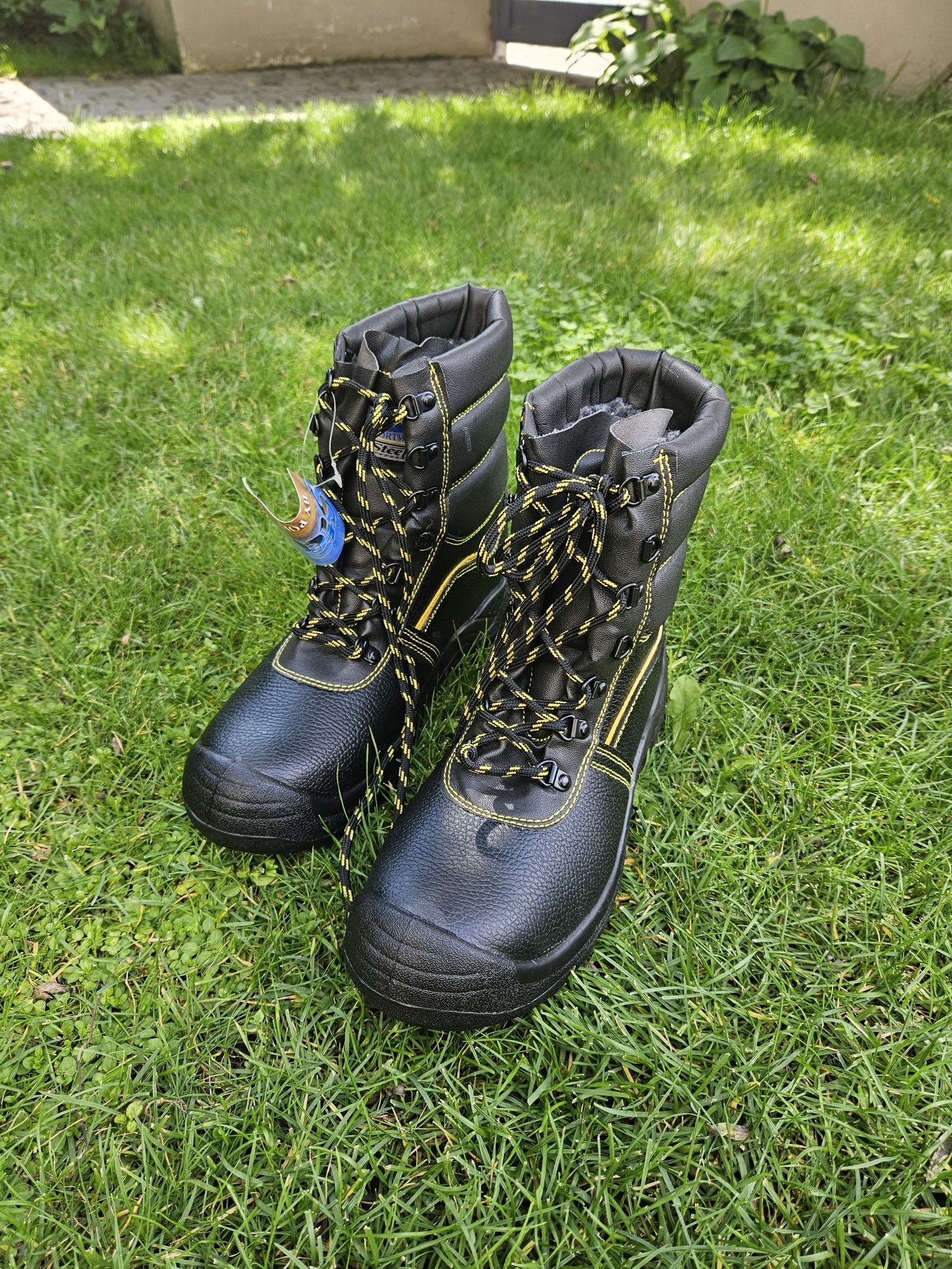 Buty robocze zimowe wysokie rozm. 43