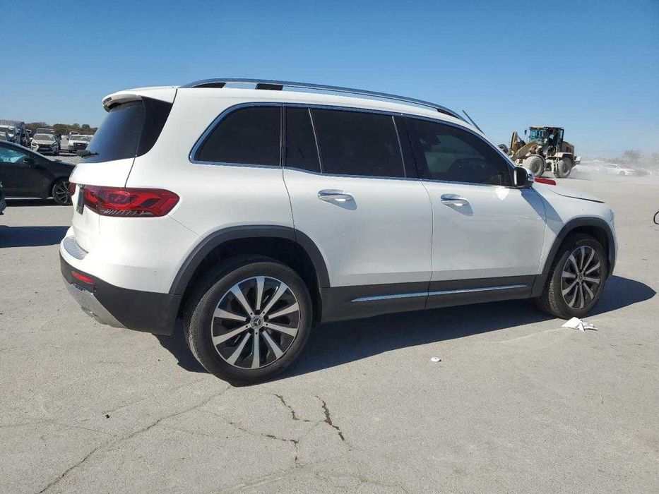 Mercedes-Benz GLB 250 2022