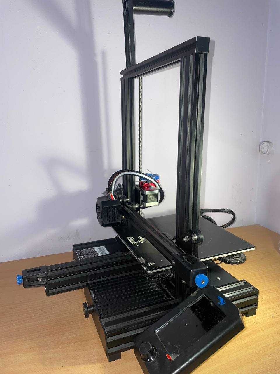 Creality Ender 3 v2 - 3д принтер
