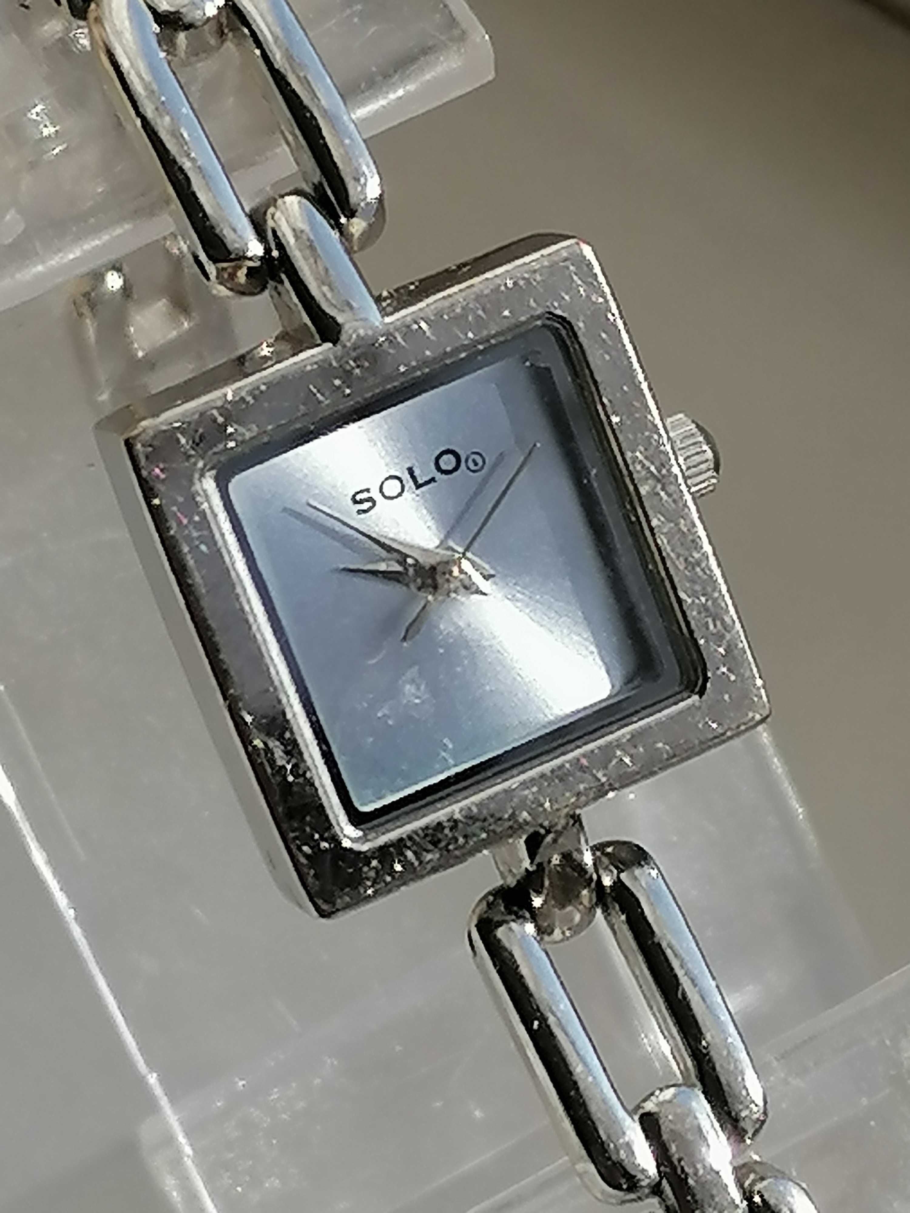 Piękny damski zegarek z bransoletką Solo