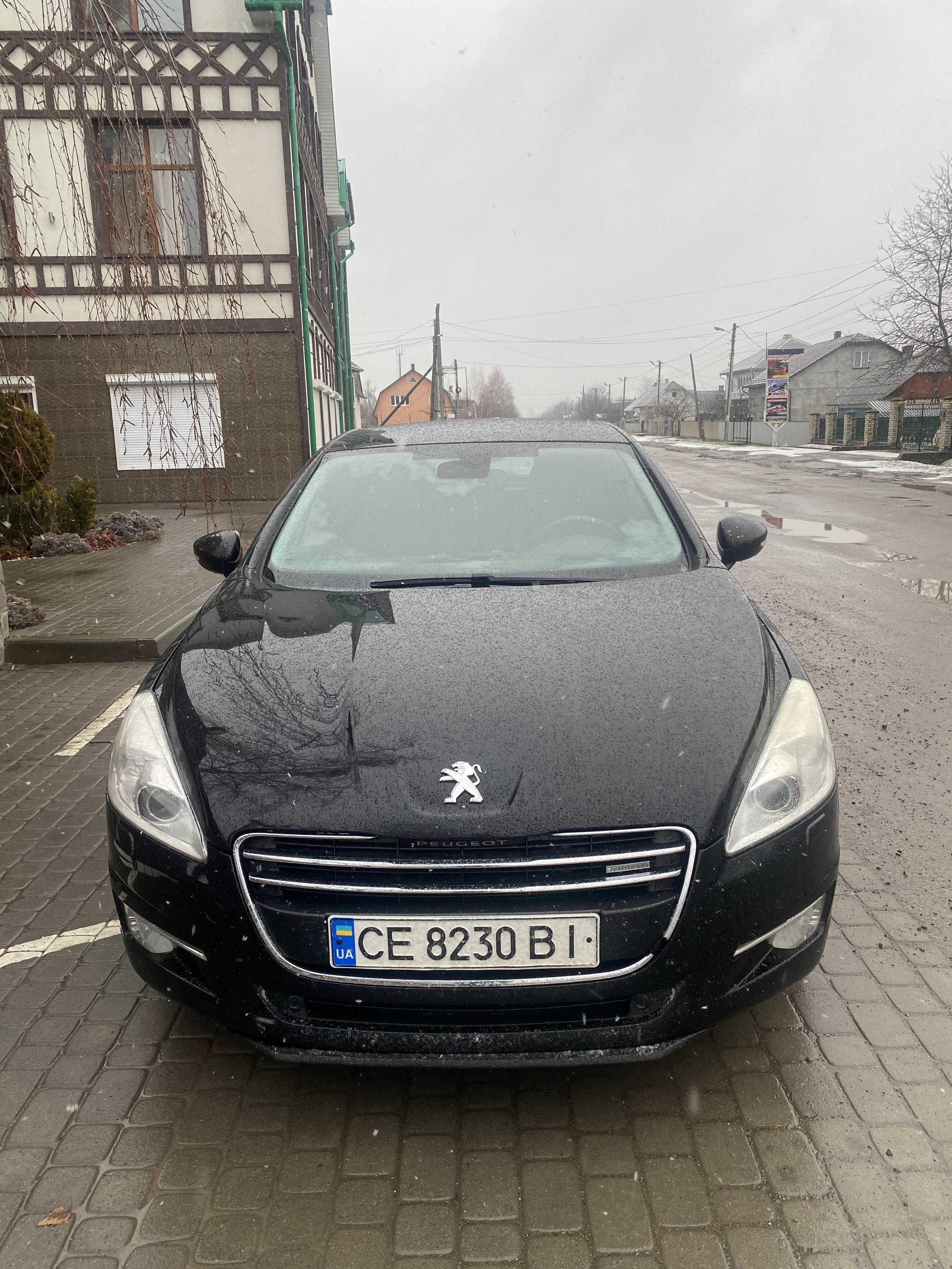 Автомобіль Peugeot 508,  2012 року
