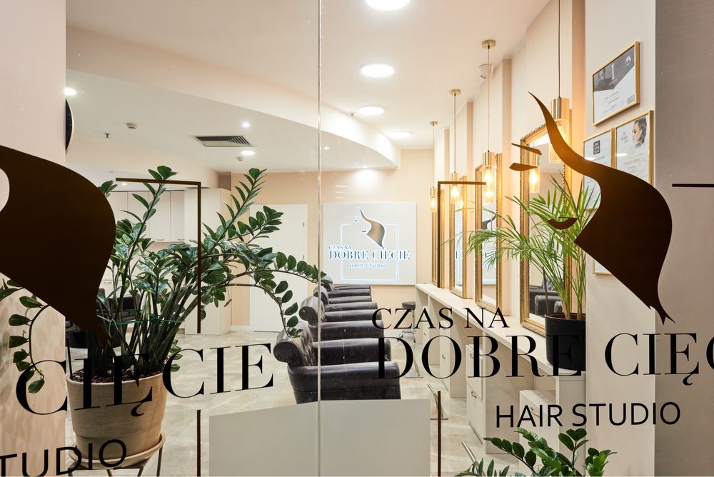 Odstąpię salon fryzjerski – 80 m²