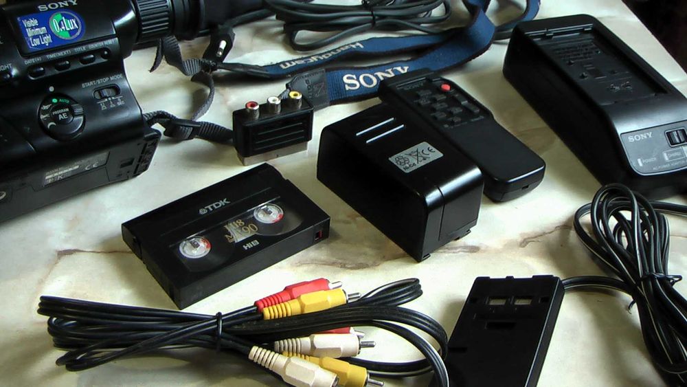 Відеокамера Sony Handycam CCD-TR420E Video8