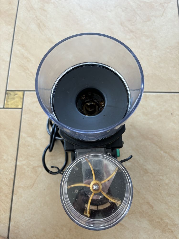 Młynek La Pavoni Jolly + tamper gratis