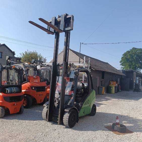 Wózek widłowy używany Linde H35T-02, LPG