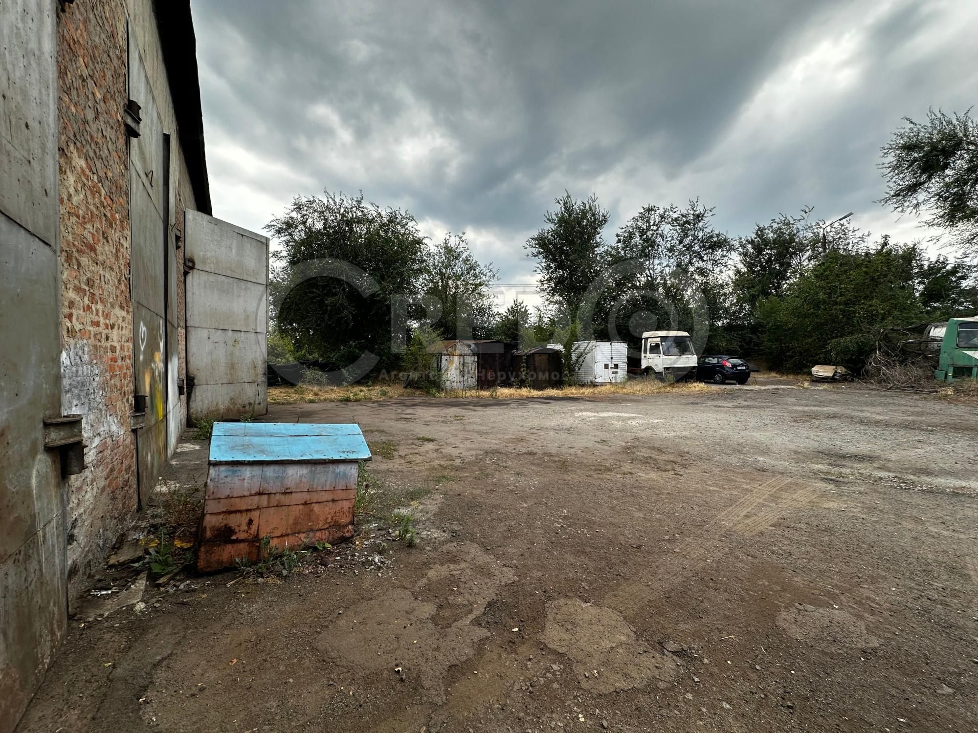 Продаж боксів, р-н Більшовик