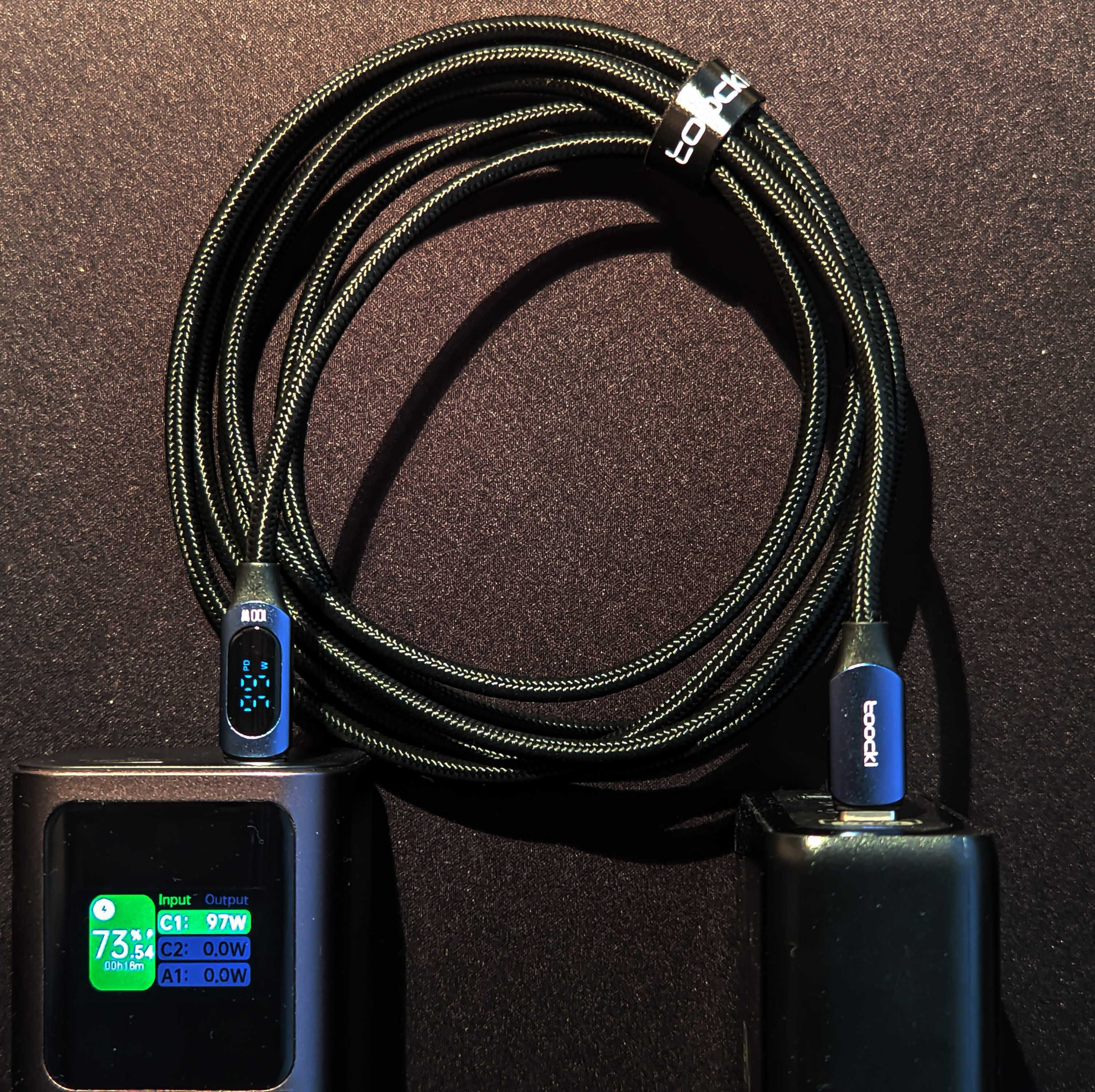 USB кабель TypeC на TypeC Toocki 100Вт 100W с цифровым дисплеем 2м