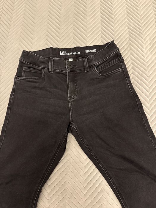 Yeansy chłopięce marki kappahl, rozmiar 158 cm.