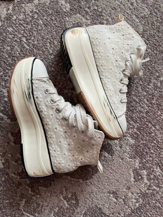 Высокие текстильные кроссовки/кеды в стиле Converse
