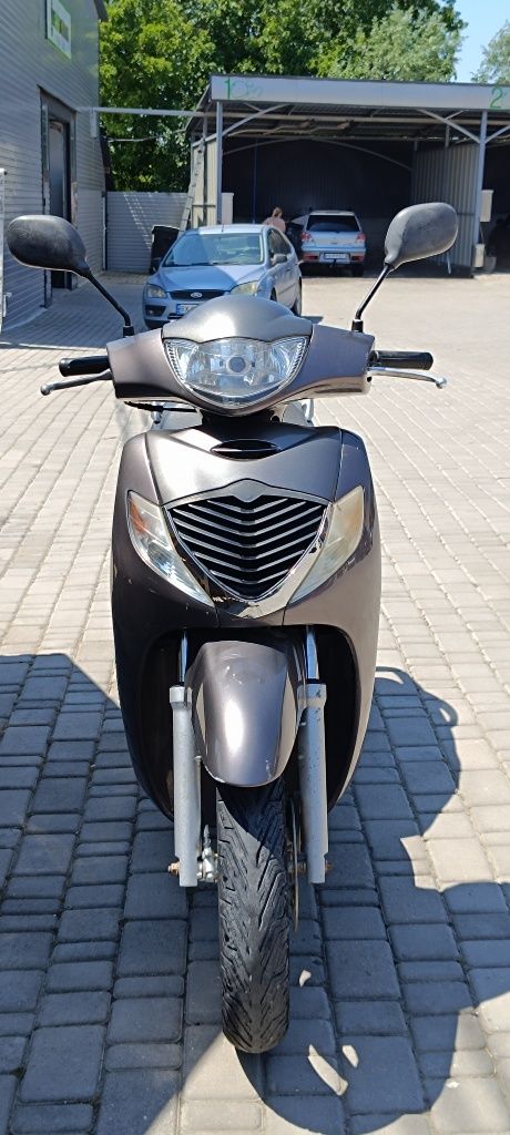 Мопед Honda sh150i