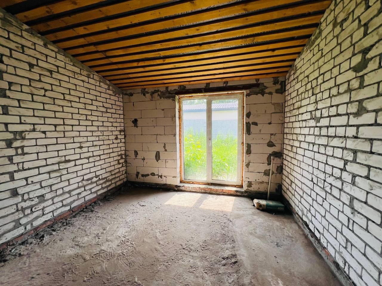 дом 70м² Подгородное новый два участка