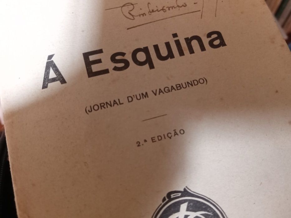 Á Esquina (Jornal D'um Vagabundo)Fialho D'Almeida, 2ª edição