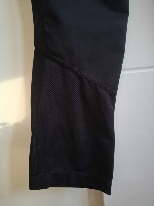 !Jak nowe! Czarne legginsy Nike 3/4, XS!