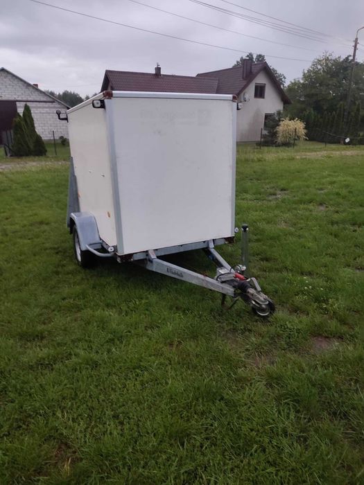 Przyczepka lekka typu cargo/kontener